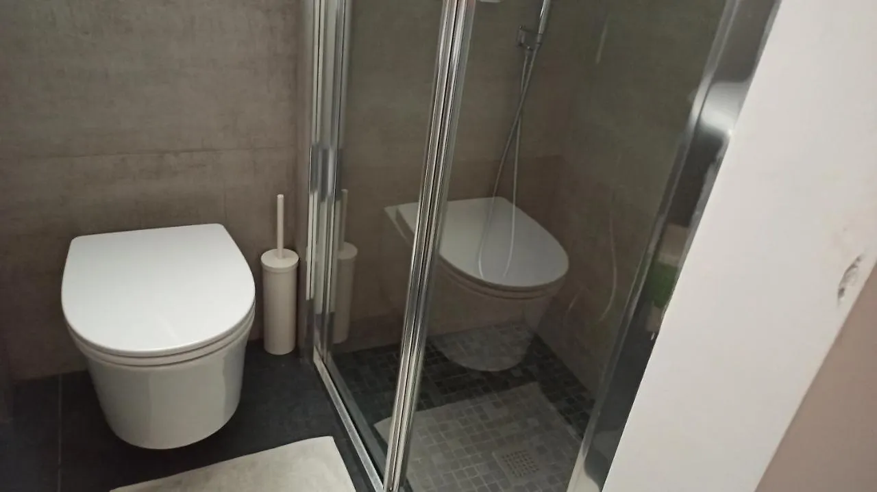 Apple Guest House バーリ